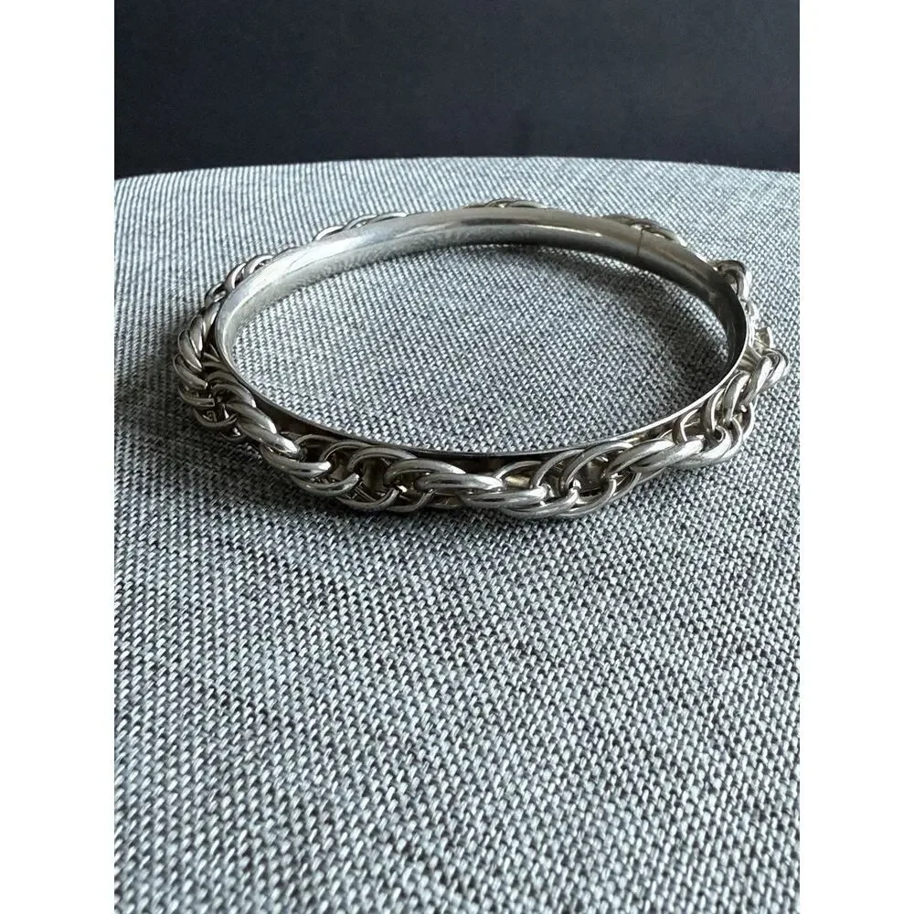 Unbranded twisted rope